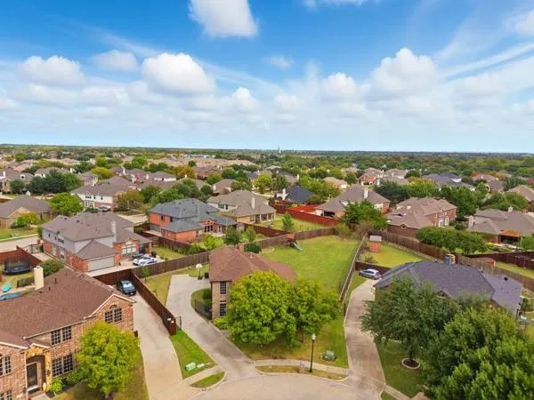 $3,100 | 607 Hilltop Drive, Murphy, TX 75094