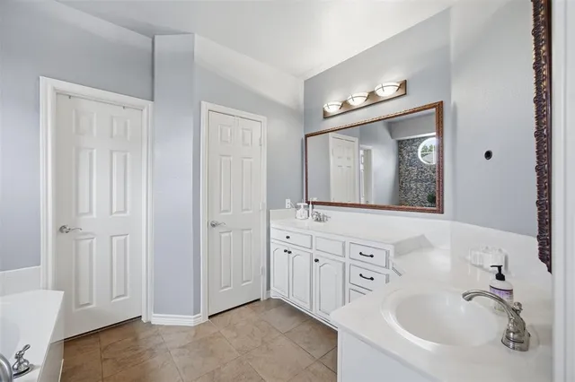 $3,100 | 607 Hilltop Drive, Murphy, TX 75094