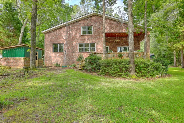 $850,000 | 184 Burbank, Cross, SC 29436