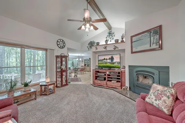 $850,000 | 184 Burbank, Cross, SC 29436