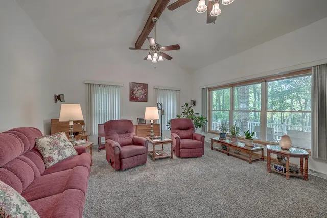 $850,000 | 184 Burbank, Cross, SC 29436