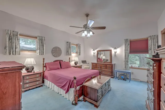 $850,000 | 184 Burbank, Cross, SC 29436