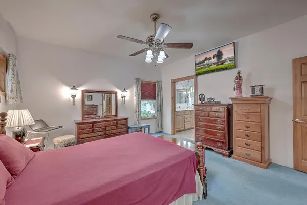 $850,000 | 184 Burbank, Cross, SC 29436