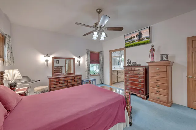 $850,000 | 184 Burbank, Cross, SC 29436