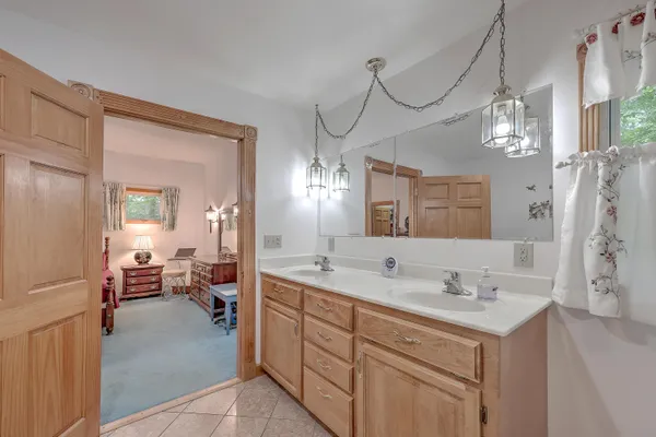 $850,000 | 184 Burbank, Cross, SC 29436