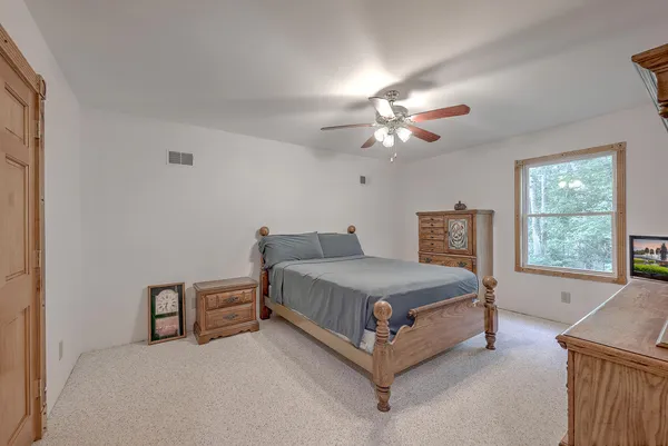 $850,000 | 184 Burbank, Cross, SC 29436