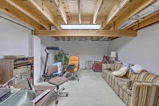 $850,000 | 184 Burbank, Cross, SC 29436