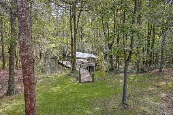 $850,000 | 184 Burbank, Cross, SC 29436