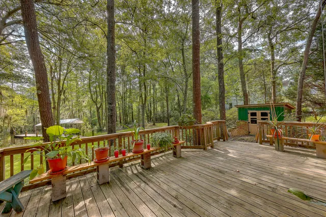 $850,000 | 184 Burbank, Cross, SC 29436