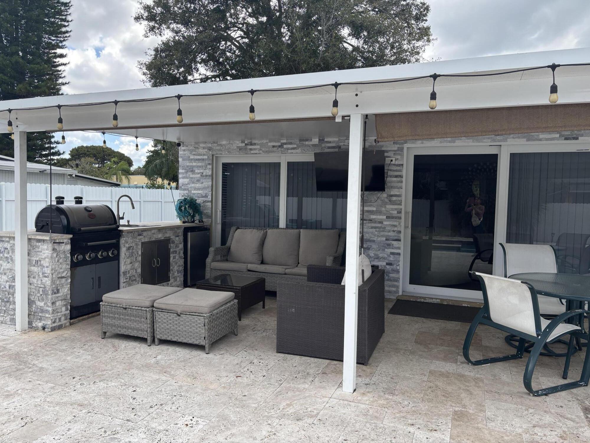 124 Davis Road Palm Springs, FL 33461 - Photo 29 of 29 IMG_8500