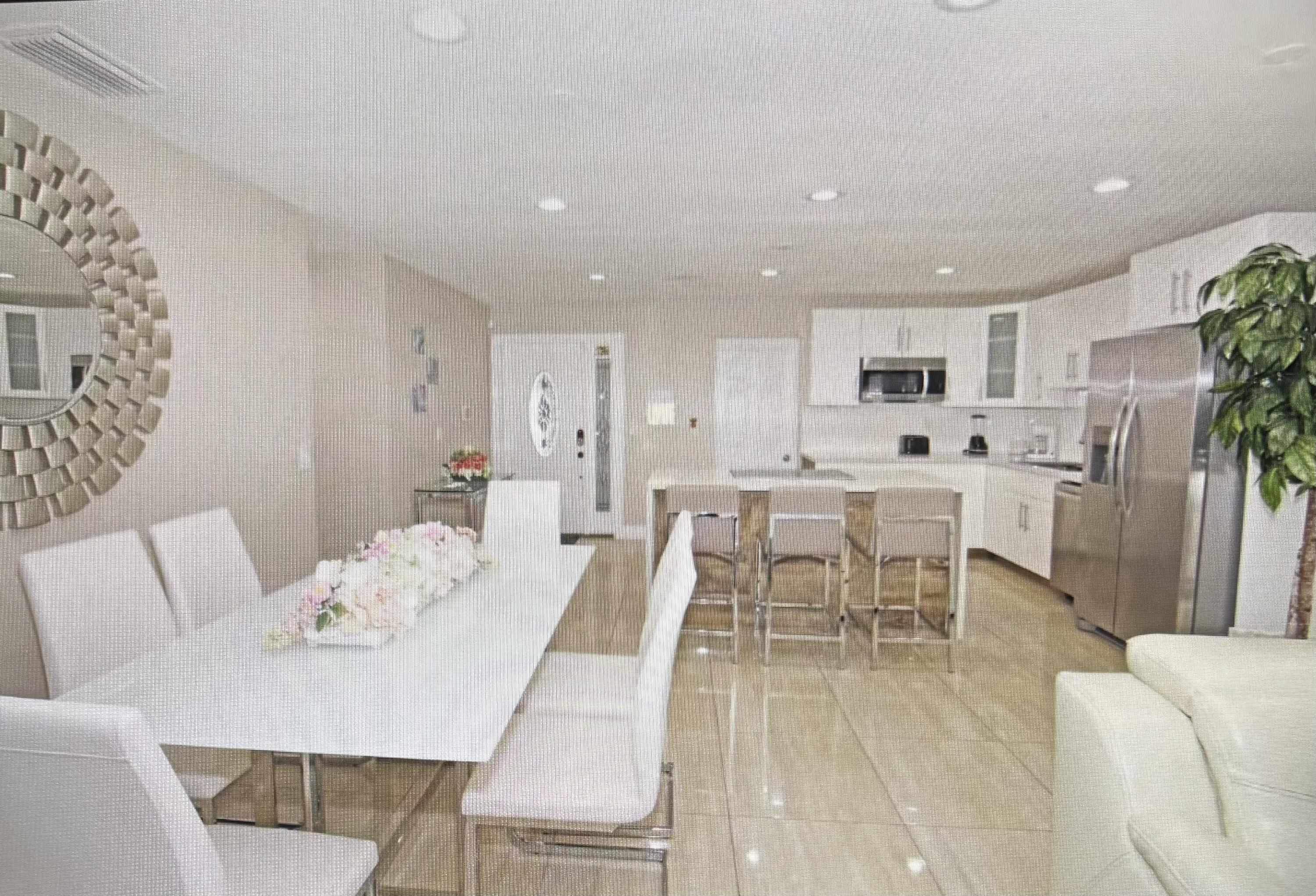 124 Davis Road Palm Springs, FL 33461 - Photo 8 of 29 IMG_8158