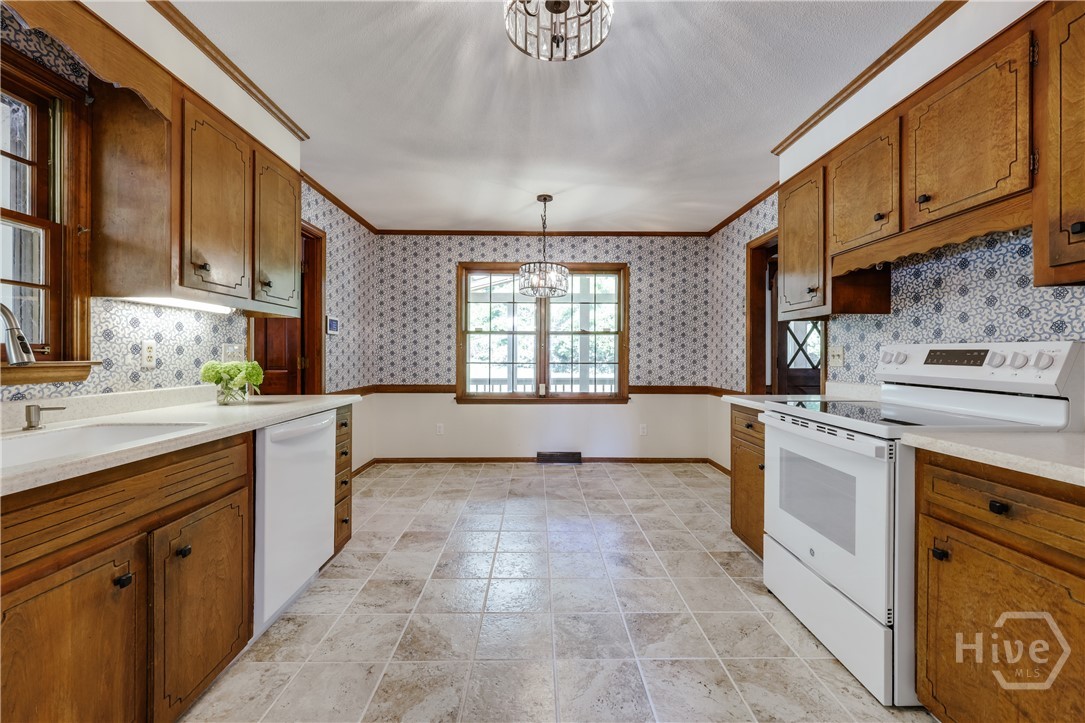 100 Robin Road Athens, GA 30605 - Photo 9 of 47