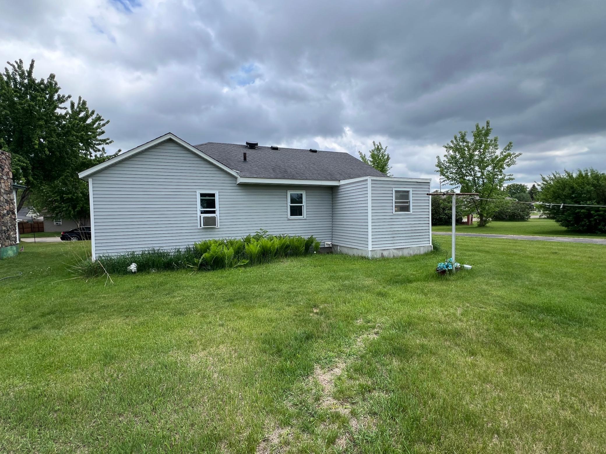 401 4th Street Northwest Wadena, MN 56482 - Photo 6 of 18