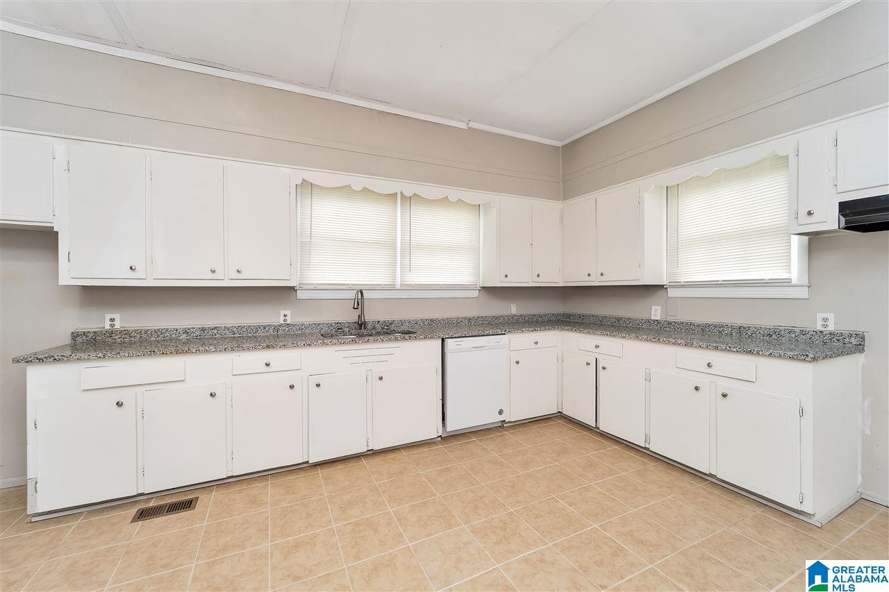 296 Main Street Talladega, AL 35160 - Photo 15 of 39