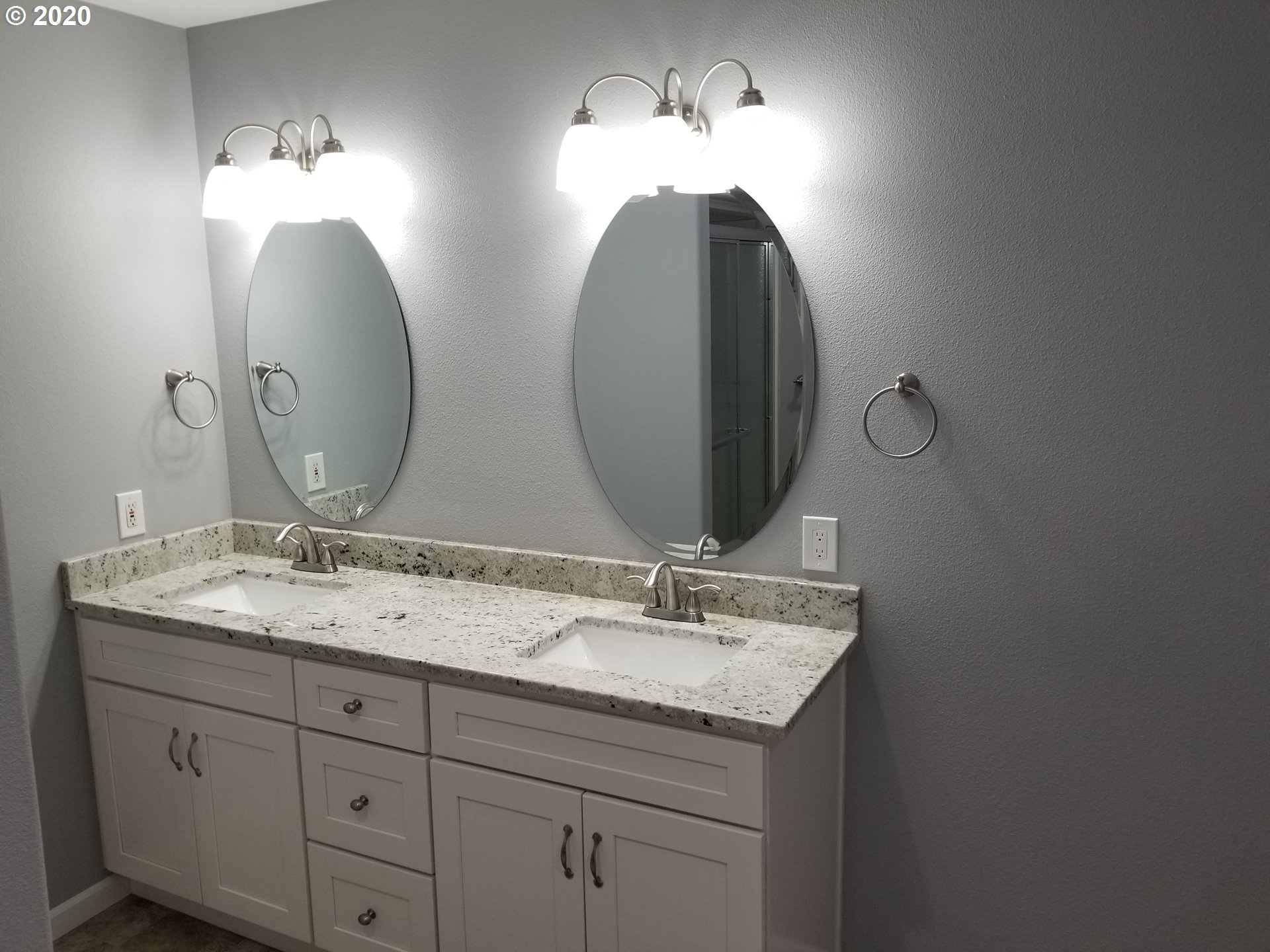 985 Ridgepoint Street Northeast Keizer, OR 97303 - Photo 12 of 20 Gallery Image 12