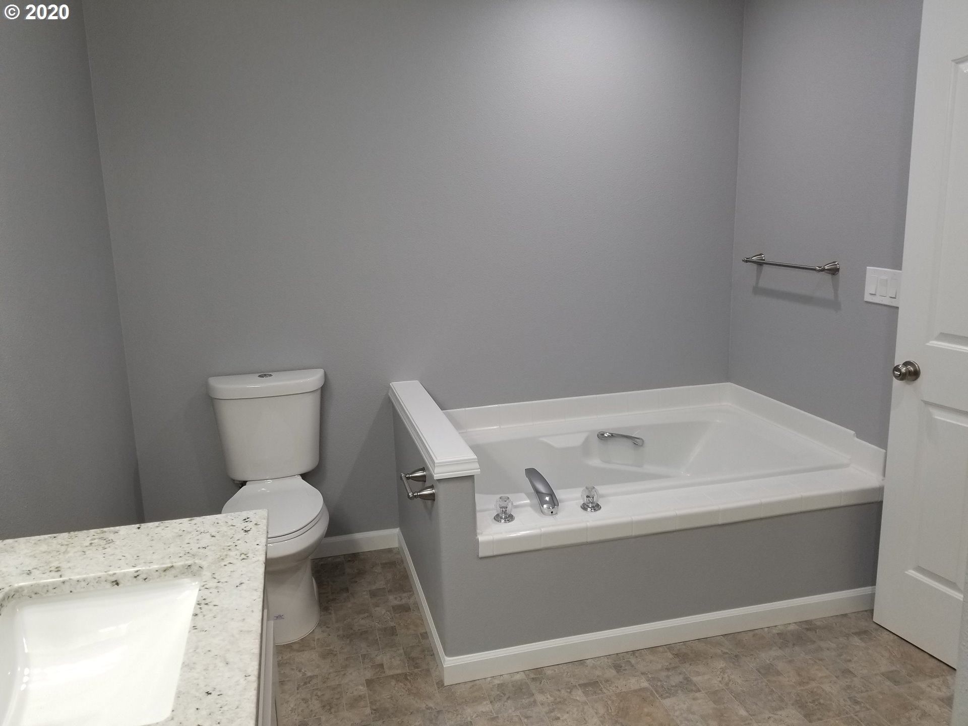 985 Ridgepoint Street Northeast Keizer, OR 97303 - Photo 13 of 20 Gallery Image 13