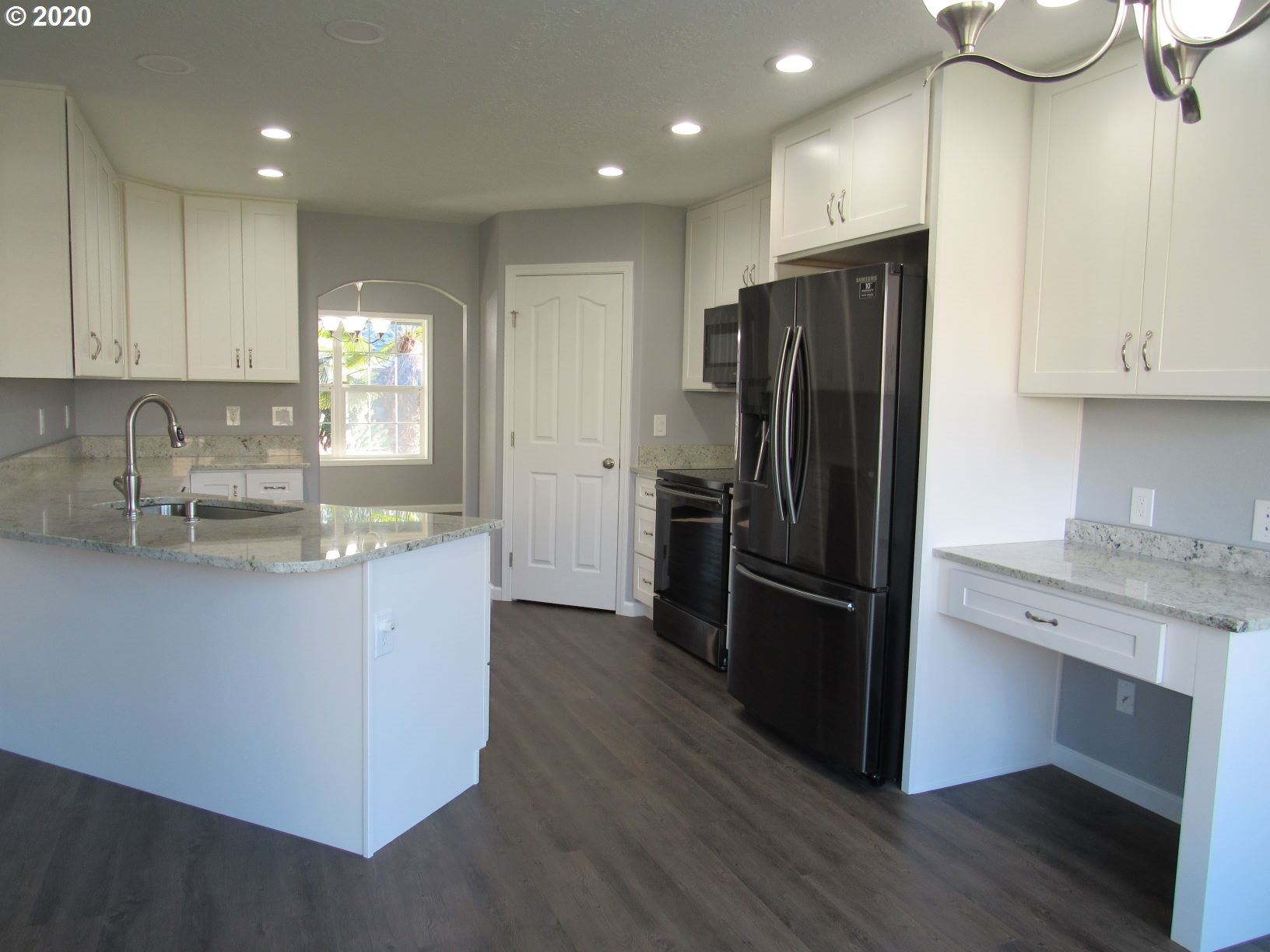 985 Ridgepoint Street Northeast Keizer, OR 97303 - Photo 5 of 20 Gallery Image 5