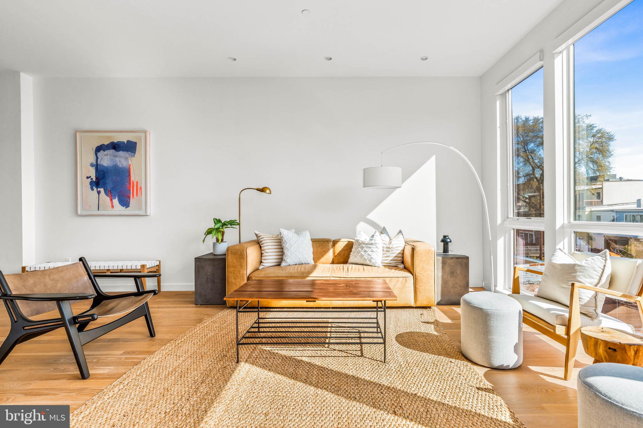 625 5th Street Northeast, Unit 2 Washington, DC 20002 - Photo 4 of 27 Living Room