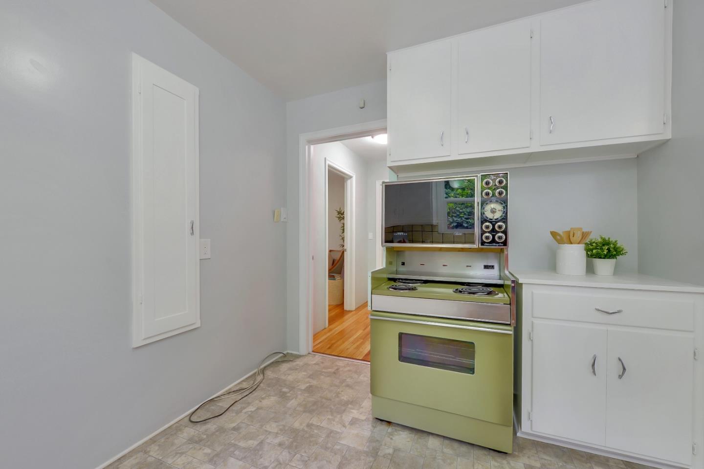 1918 Middlefield Road Palo Alto, CA 94301 - Photo 9 of 39