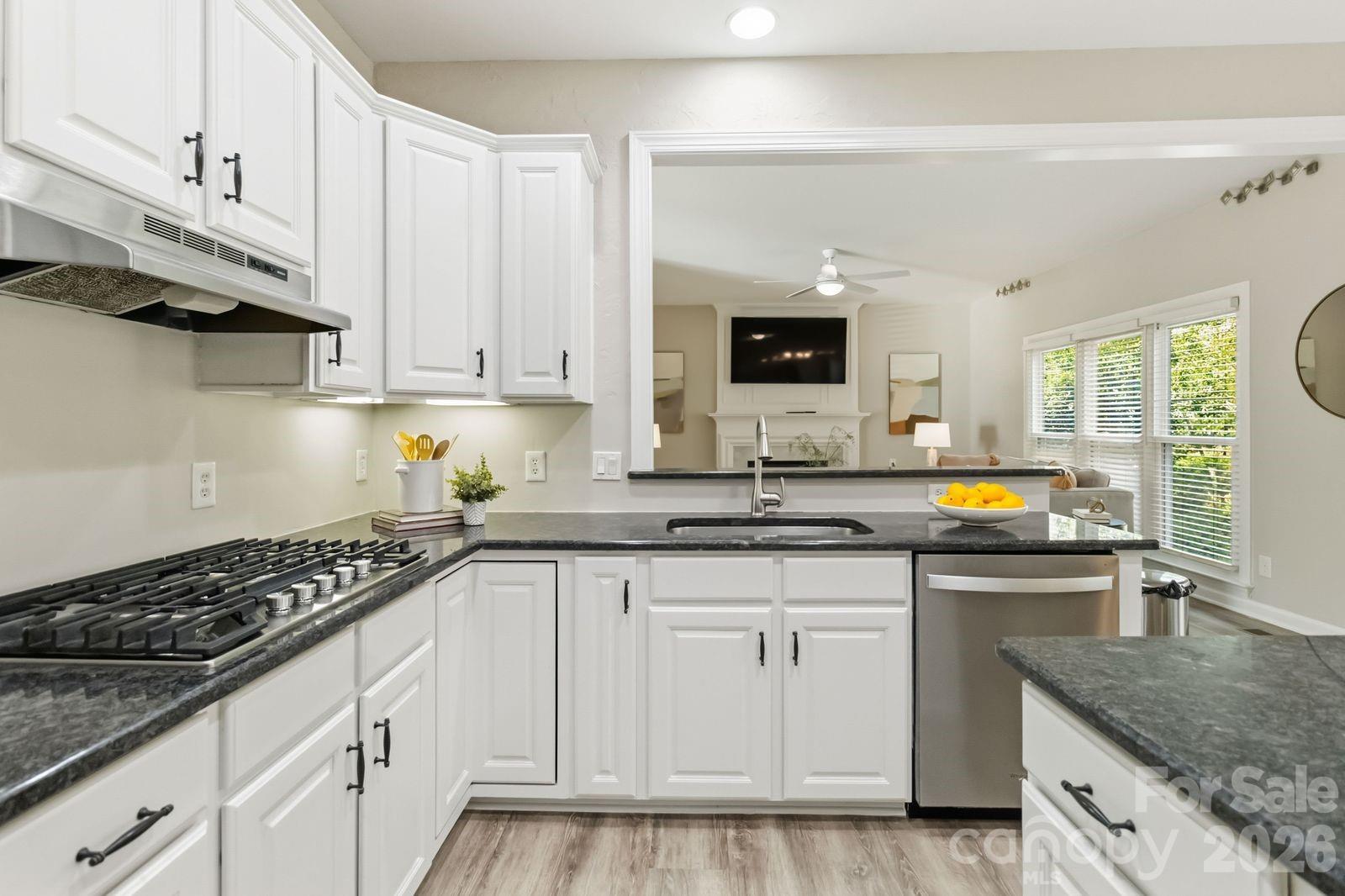 2732 Providence Spring Lane Charlotte, NC 28270 - Photo 15 of 48