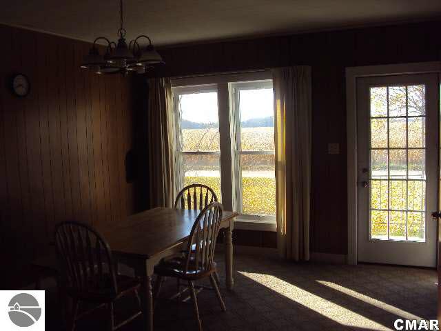 5141 South Baldwin Road Ithaca, MI 48847 - Photo 9 of 25 1769219-8.JPG