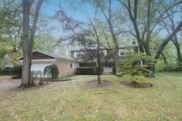 $724,900 | 87 Lincolnshire Drive, Lincolnshire, IL 60069