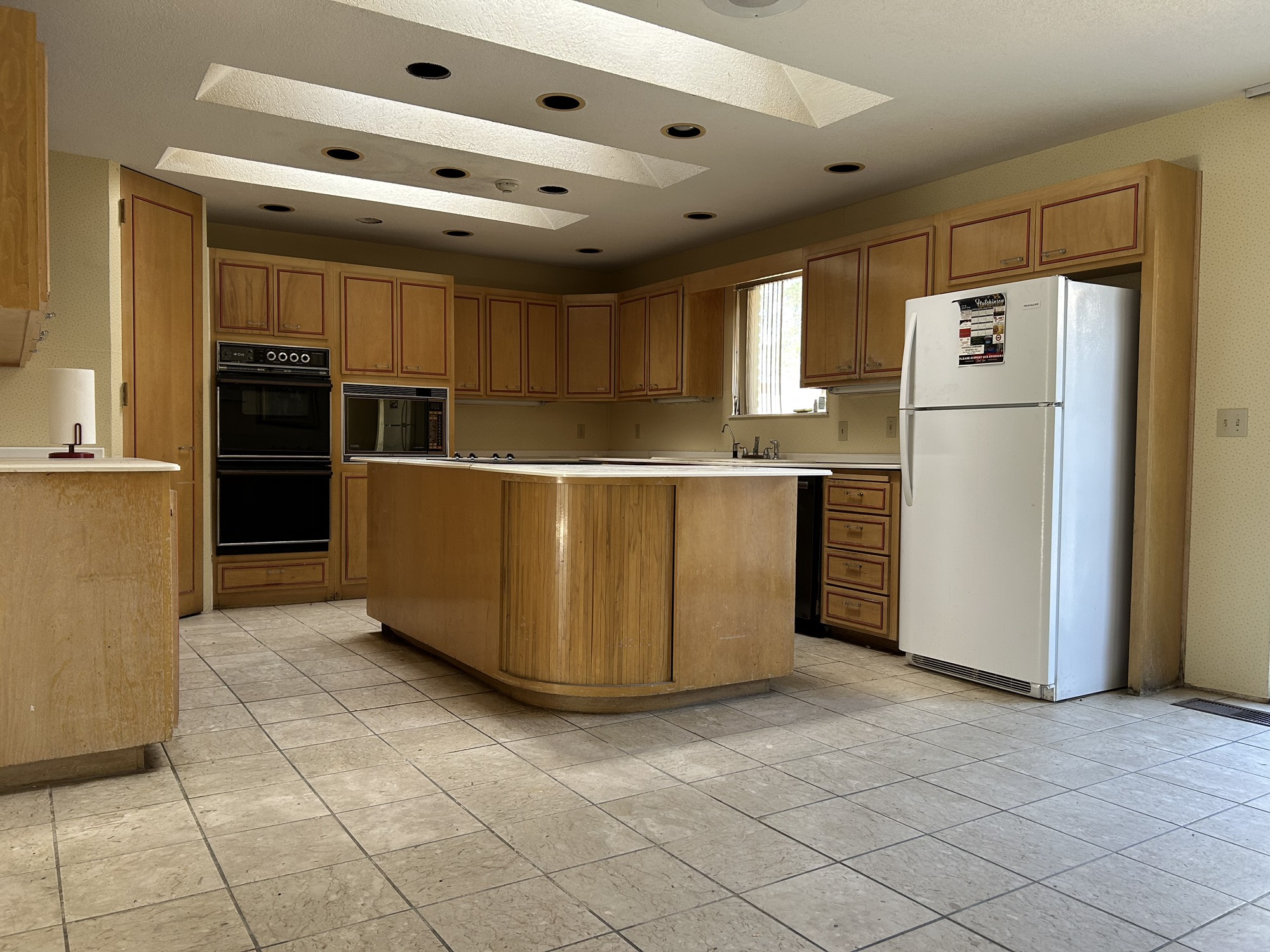 108 Timberlake Court Borger, TX 79007 - Photo 25 of 42 Kitchen