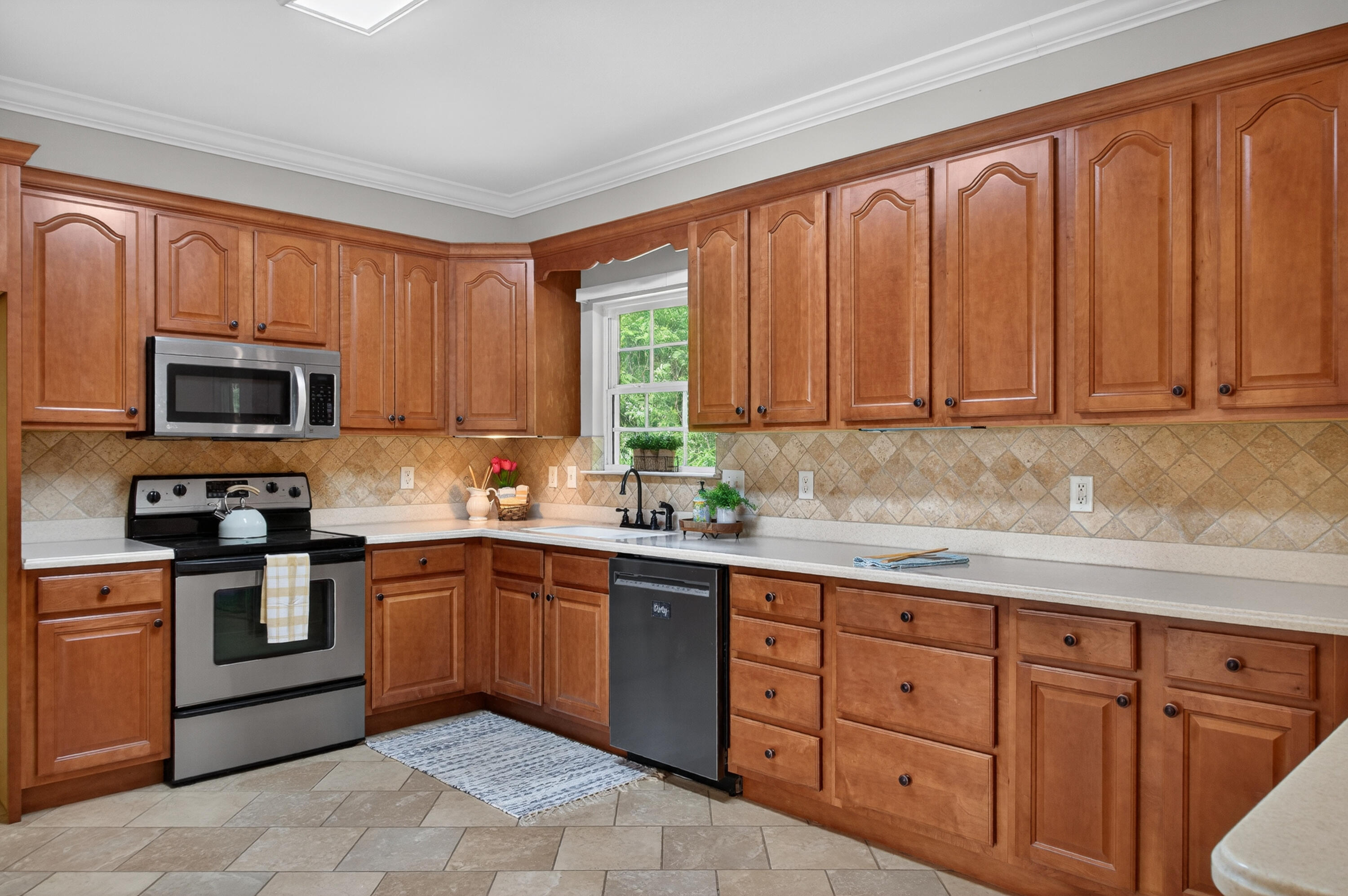 111 Will Ridge Drive Ringgold, GA 30736 - Photo 9 of 50 Large kitchen