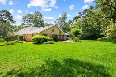 $585,000 | 8008 Casey Court, Mandeville, LA 70448
