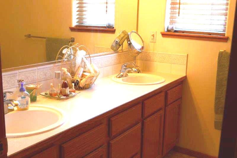 15917 East Renz Drive Spokane Valley, WA 99037 - Photo 11 of 17 Gallery Image 11