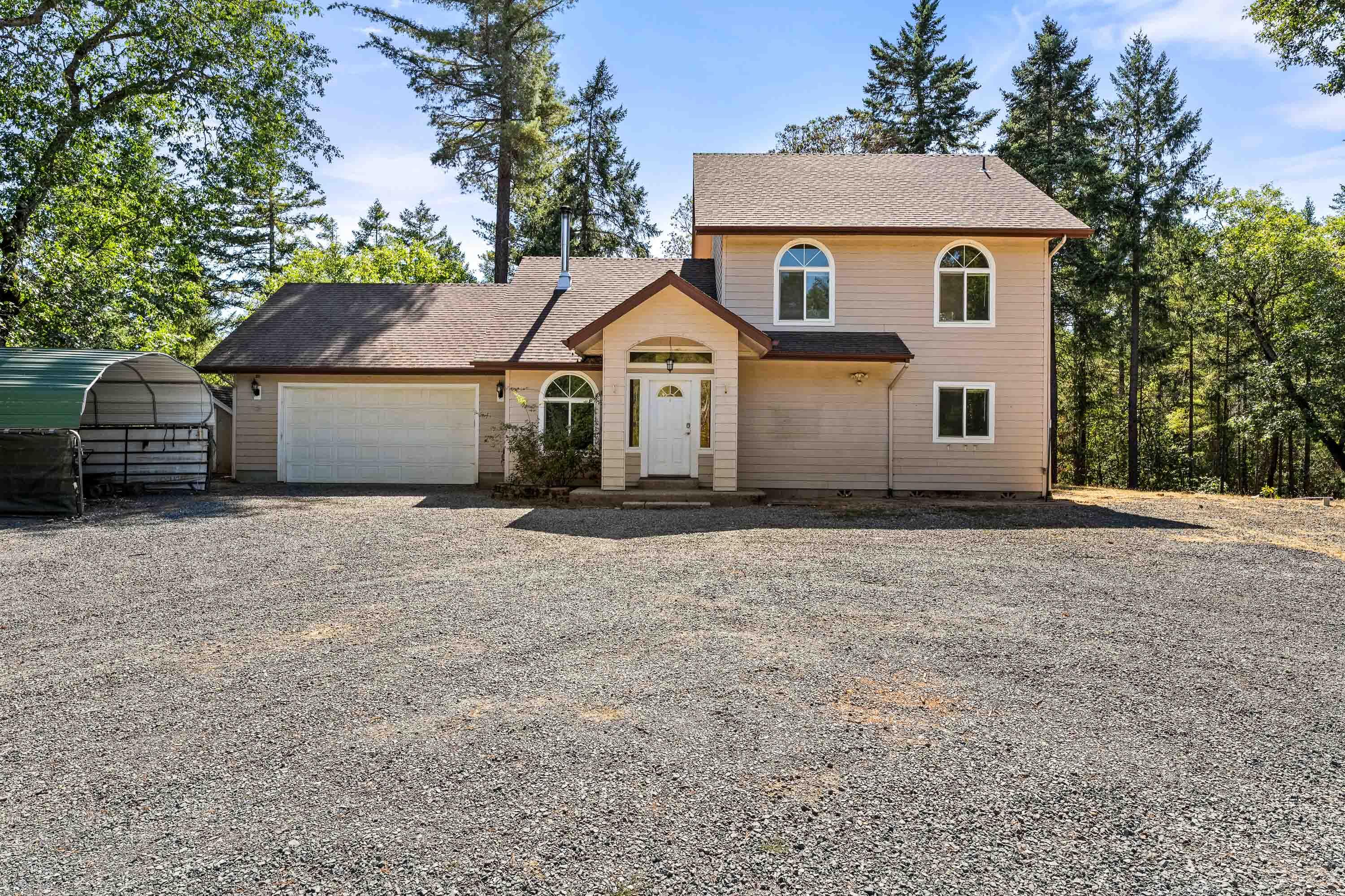2600 Draper Valley Road Selma, OR 97538 - Photo 4 of 37 EXT (2 of 18)