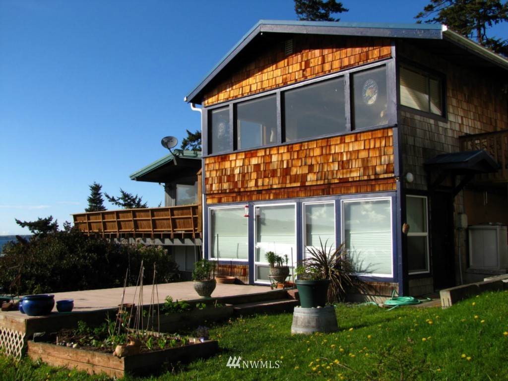 574 Beckett Point Road Port Townsend, WA 98368 - Photo 1 of 25 Gallery Image 1