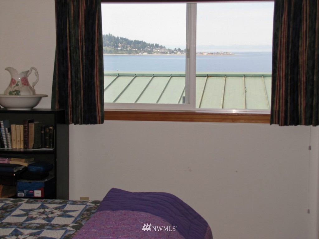 574 Beckett Point Road Port Townsend, WA 98368 - Photo 12 of 25 Gallery Image 12