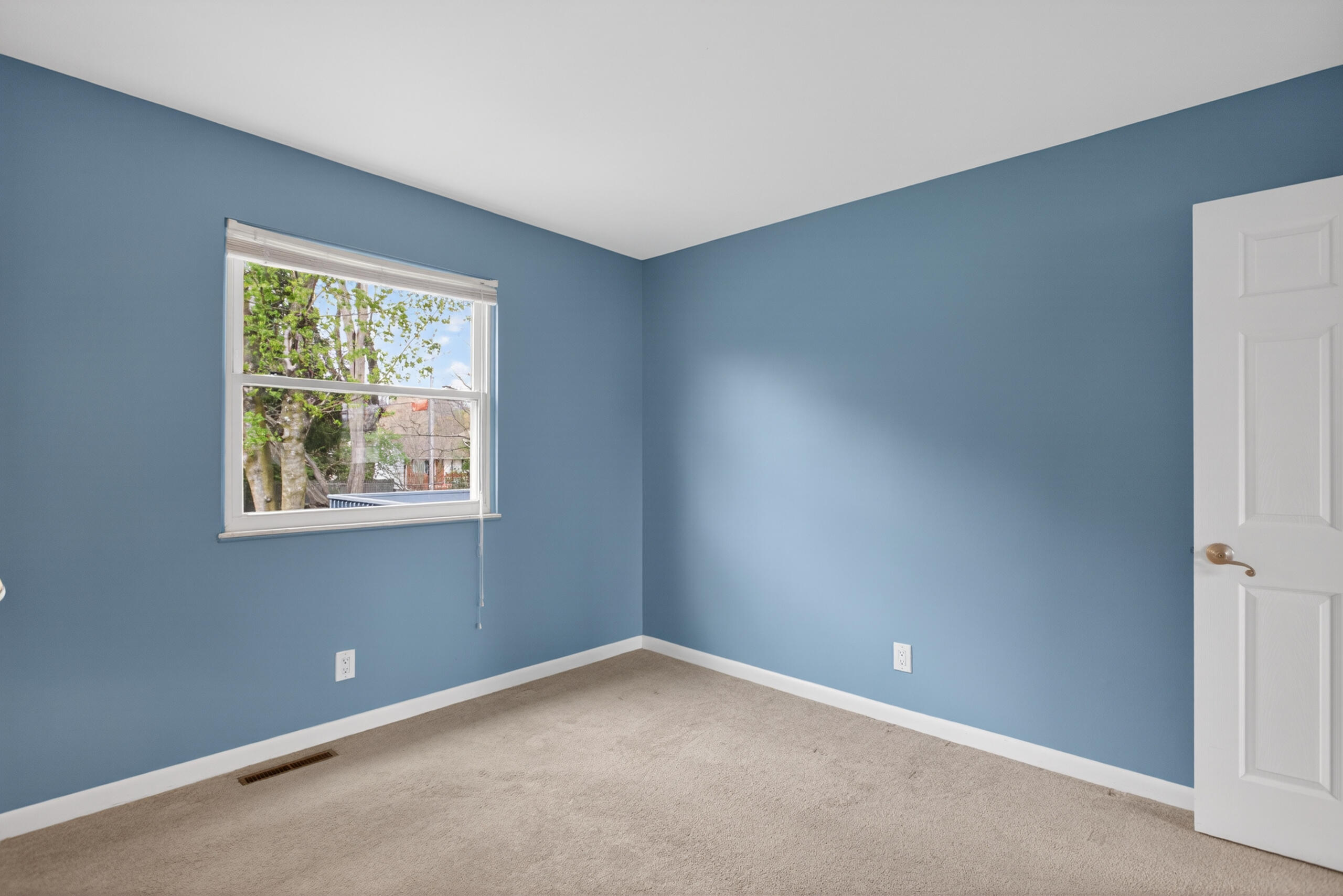 532 Robinson Road Jackson, MI 49203 - Photo 23 of 42 033_0N0A7313