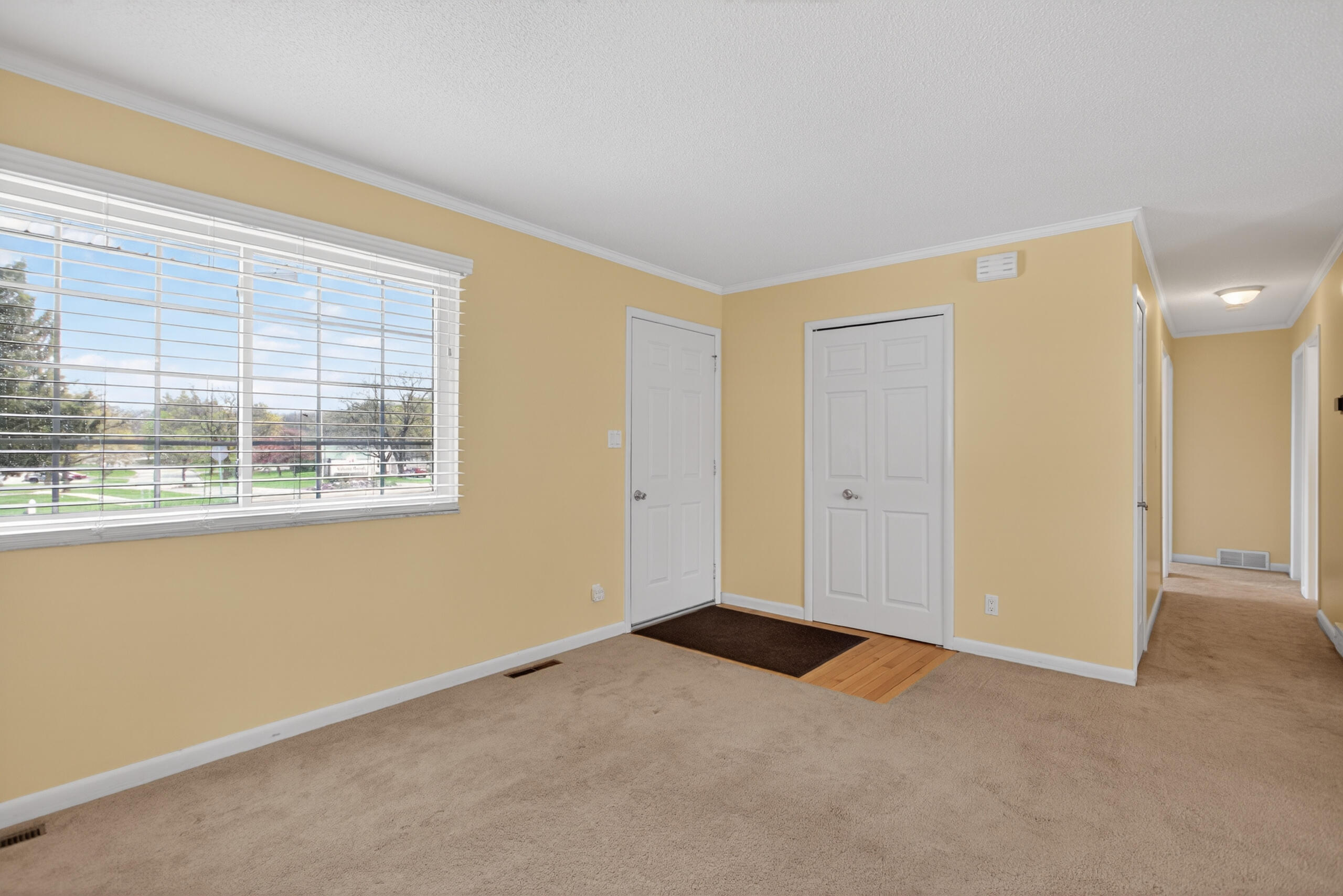 532 Robinson Road Jackson, MI 49203 - Photo 6 of 42 018_0N0A7268