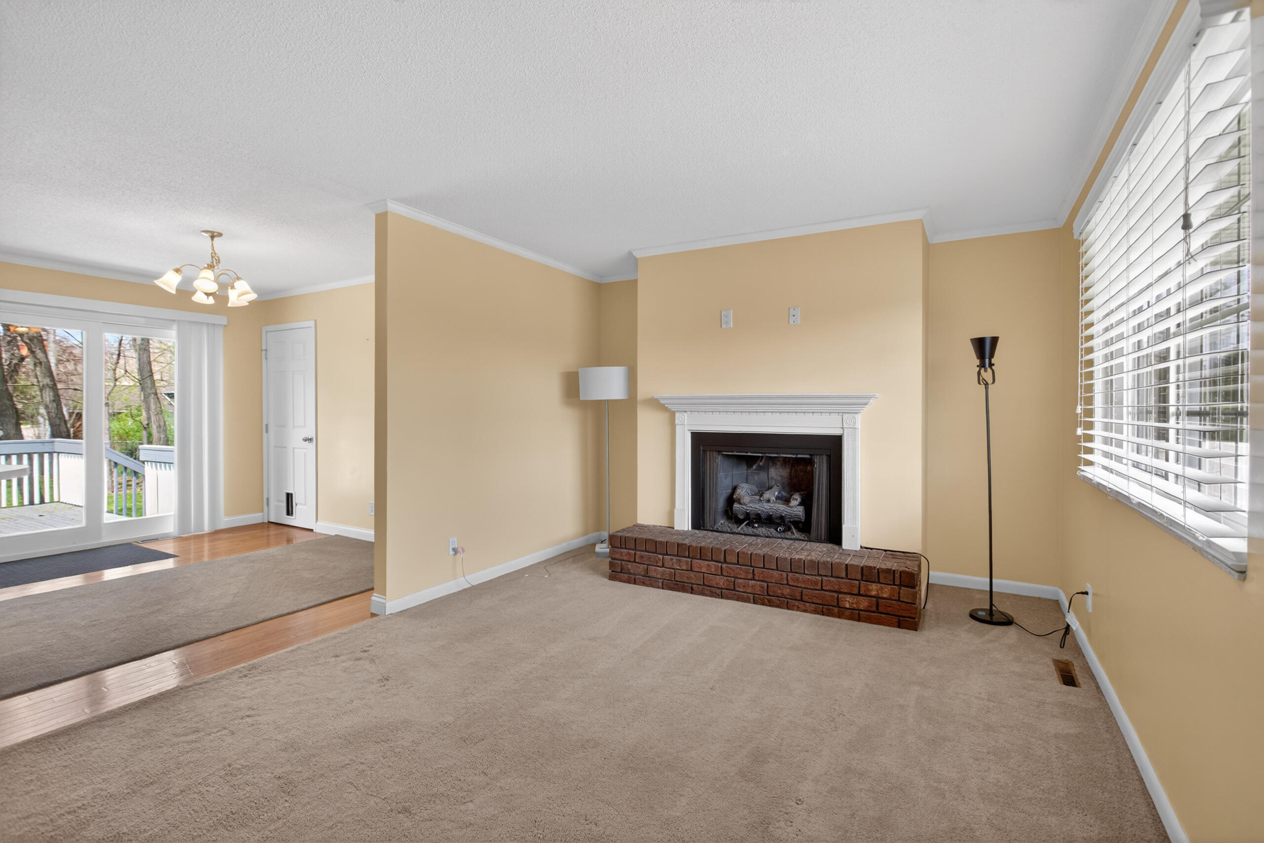 532 Robinson Road Jackson, MI 49203 - Photo 7 of 42 016_0N0A7262