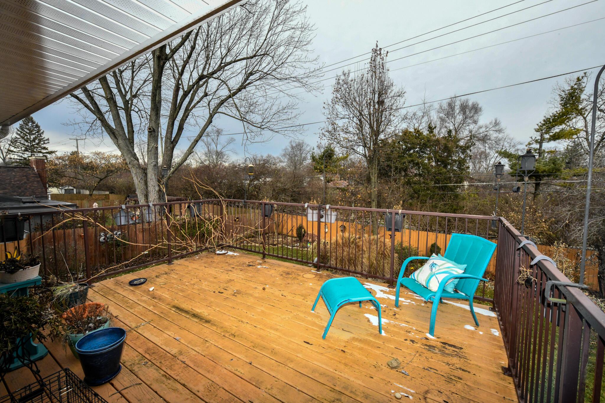 894 Afton Road Columbus, OH 43221 - Photo 20 of 33 Balcony Overlooks Back Yard