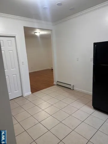 $2,100 | 101 F, Unit 1, Bayonne, NJ 07002