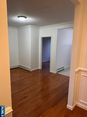 $2,100 | 101 F, Unit 1, Bayonne, NJ 07002