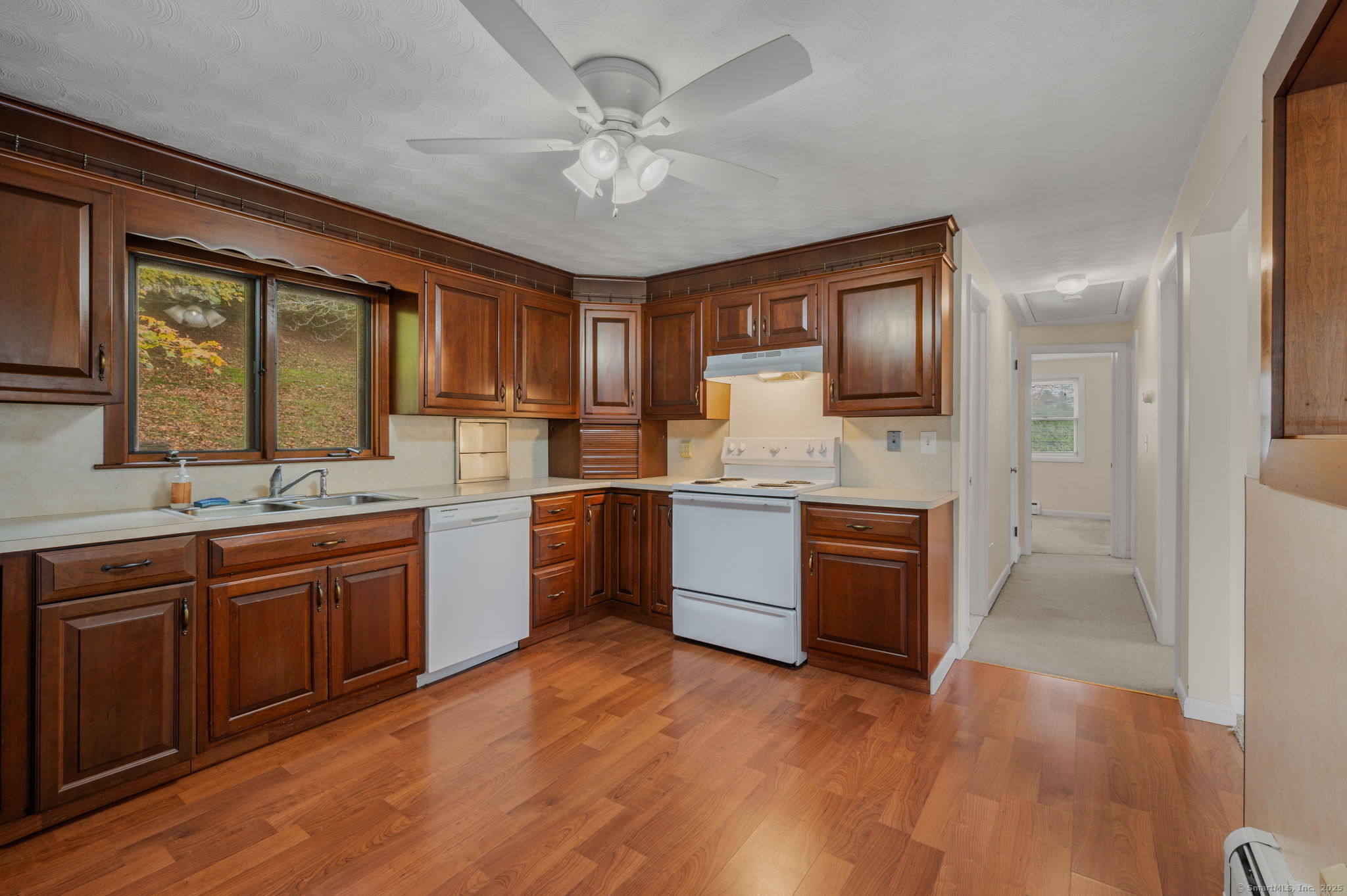 5 Arrowhead Drive Ledyard, CT 06339 - Photo 13 of 27