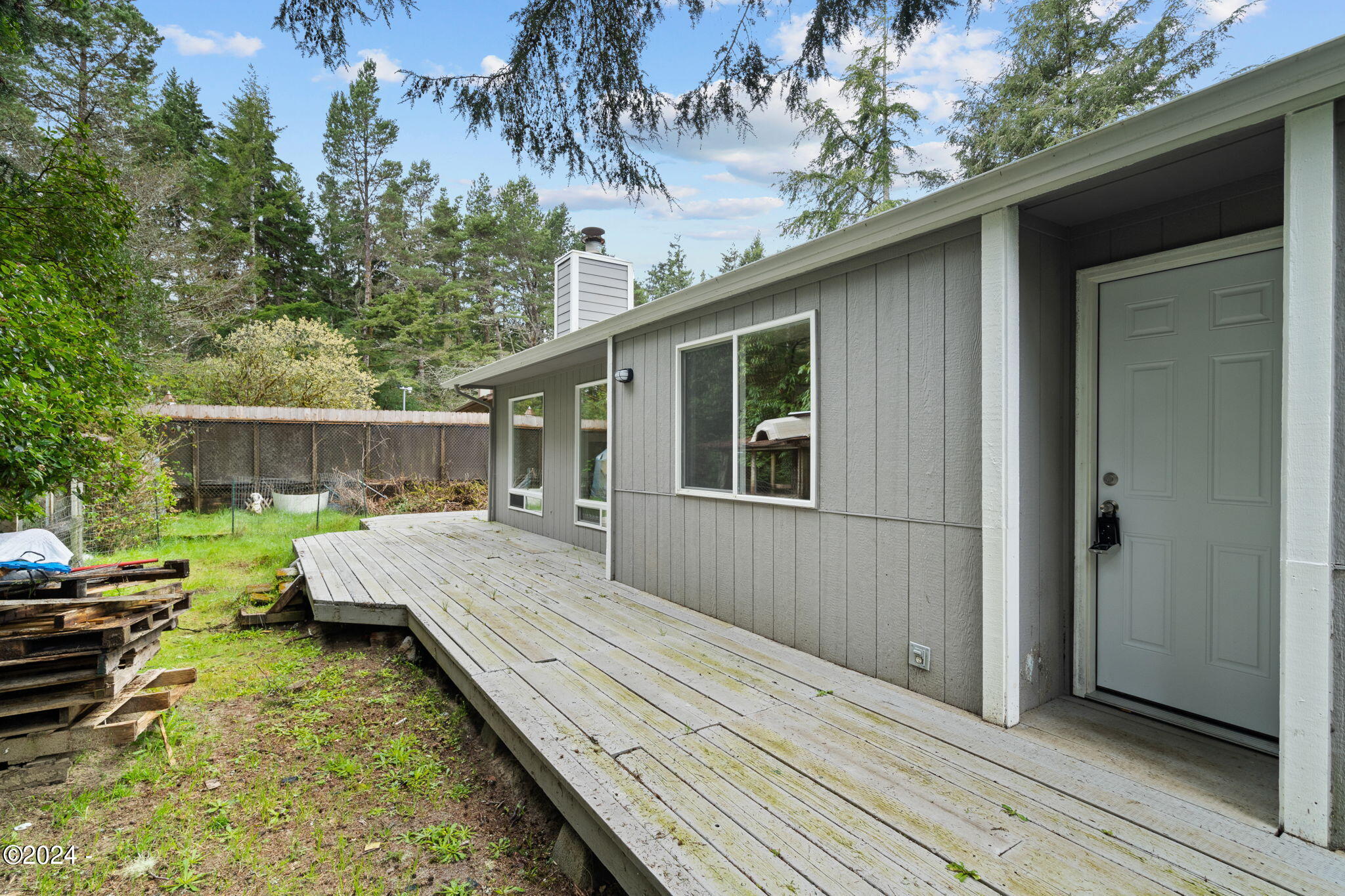 2108 15th Place Florence, OR 97439 - Photo 33 of 39 38-web-or-mls-COM00104
