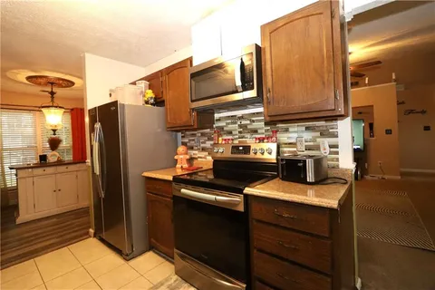 $250,000 | 9396 Forest Knoll Drive, Jonesboro, GA 30238