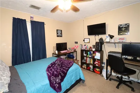 $250,000 | 9396 Forest Knoll Drive, Jonesboro, GA 30238