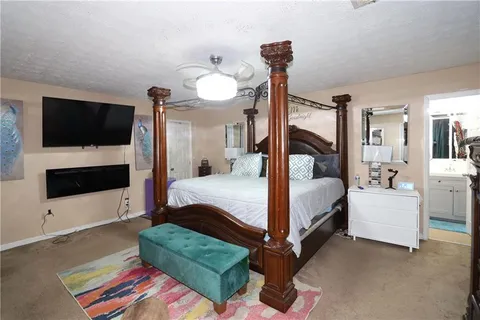 $250,000 | 9396 Forest Knoll Drive, Jonesboro, GA 30238