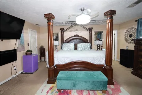 $250,000 | 9396 Forest Knoll Drive, Jonesboro, GA 30238