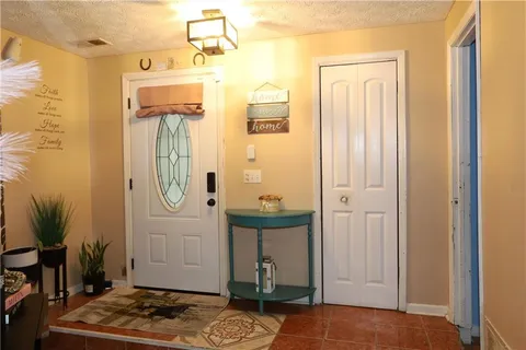 $250,000 | 9396 Forest Knoll Drive, Jonesboro, GA 30238