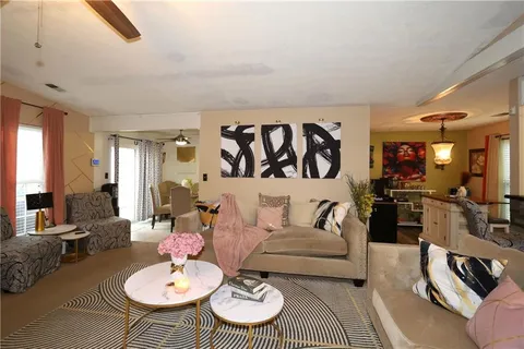 $250,000 | 9396 Forest Knoll Drive, Jonesboro, GA 30238