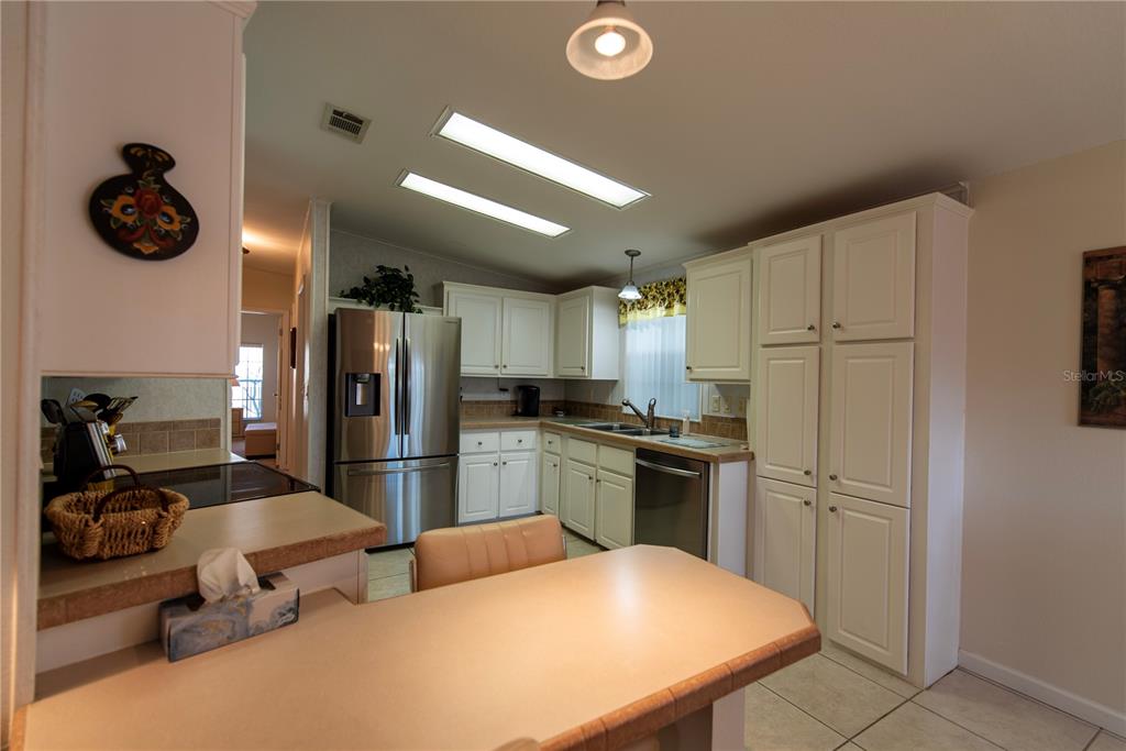 14 Emden Circle Punta Gorda, FL 33950 - Photo 5 of 25