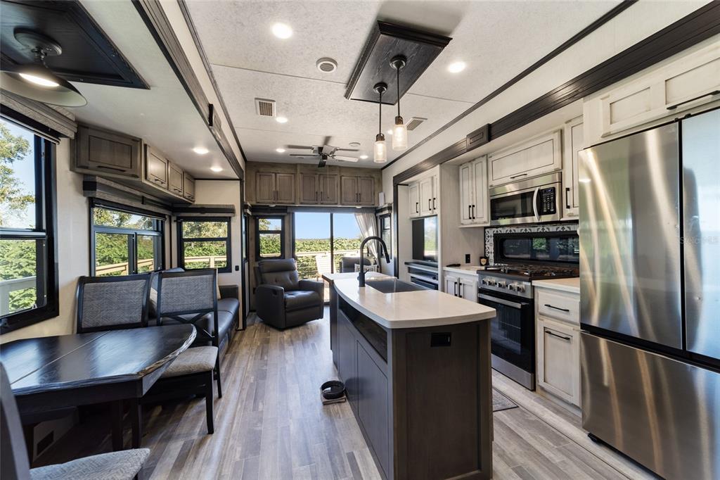 15991 Northeast 243rd Place Road, Unit 351 & 352 Fort McCoy, FL 32134 - Photo 33 of 86