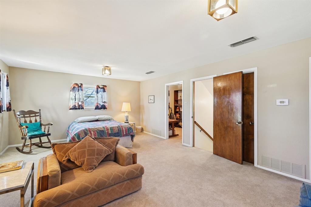 840 Ridge Drive Bedford, TX 76021 - Photo 20 of 40